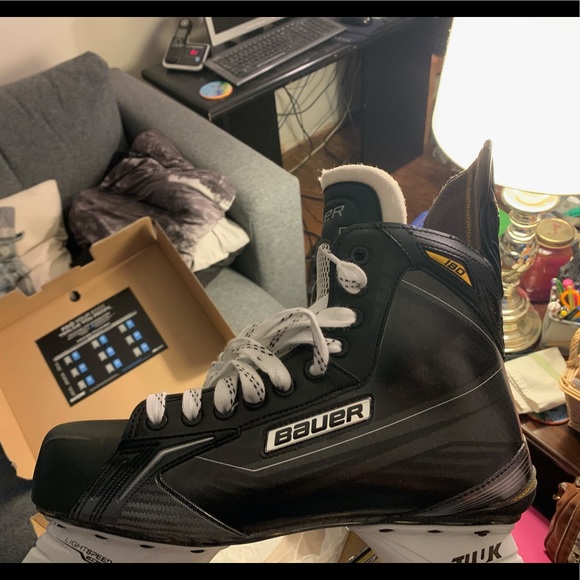Bauer Supreme 180 Skates w/ Box - Picture 2 of 5